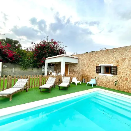 Country House With Private Pool *